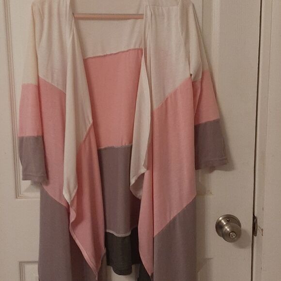Shades of Pink Shrug XL - Picture 1 of 1